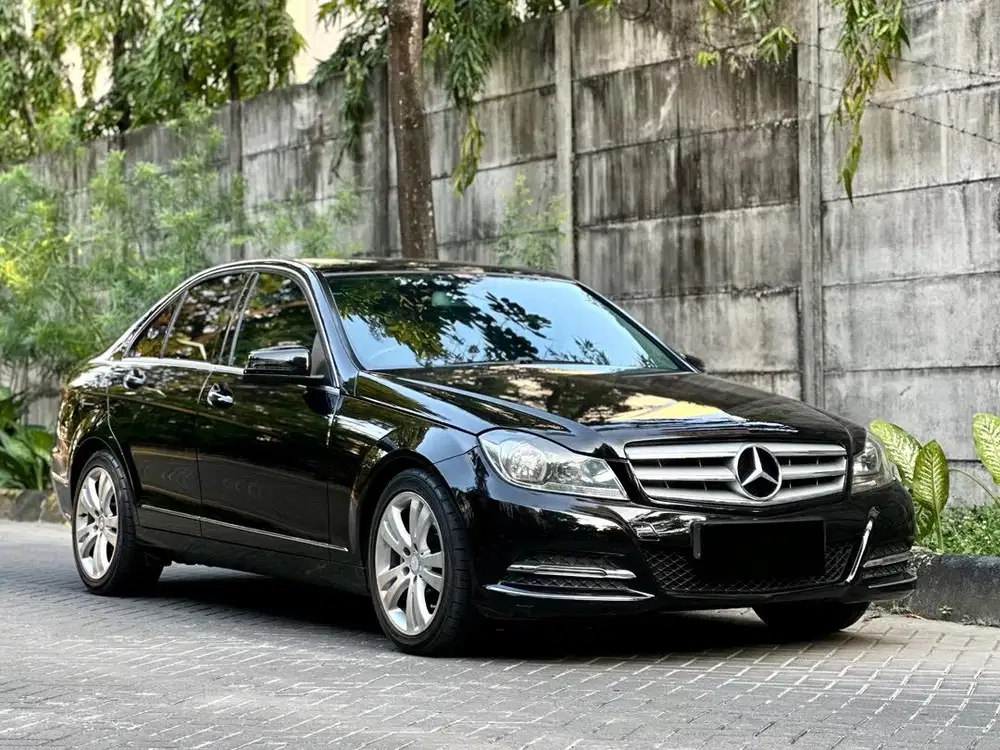 Mercedes-Benz C200 CGI W204 Avantgarde 2014 Last Edition