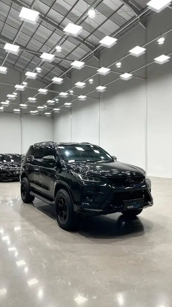 TDP 30jt! Fortuner VRZ 2.4 GR Sport AT 2022, Plat W, KM 72rb, Istimewa