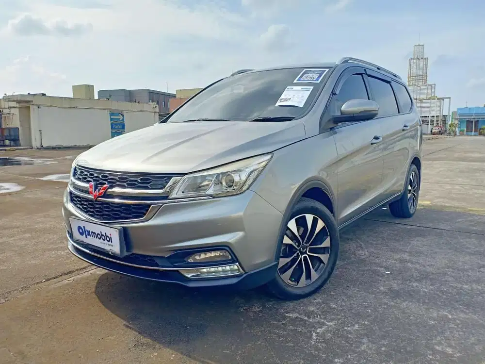 DP 1 JUTA Wuling Cortez 1.5 CT Bensin-MT 2019 Abu-Abu CTVMB