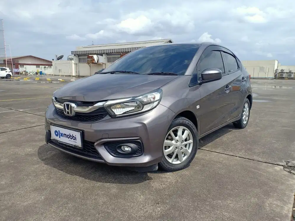 DP 1 JUTA Honda Brio Satya 1.2 E Bensin-MT 2021 Hitam C3HAT