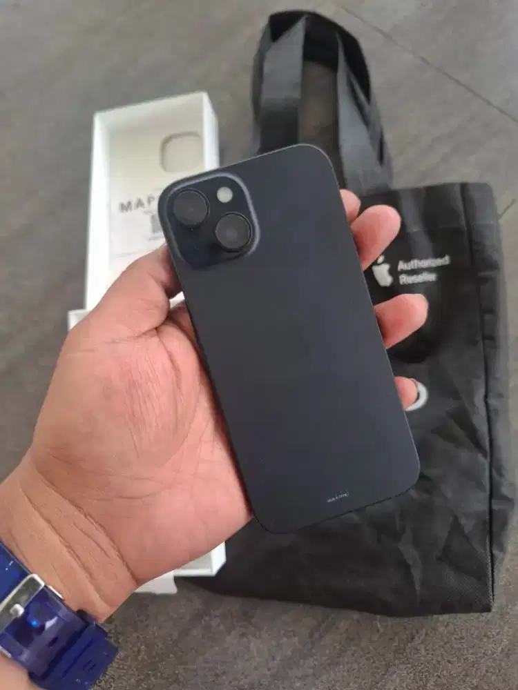 Iphone 15 256gb black like new ibox