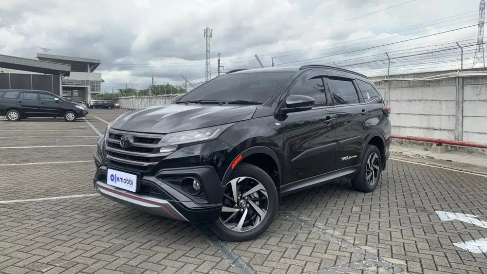 TDP 1 JUTA Toyota Rush 1.5 TRD Sportivo Bensin-AT 2019 Hitam CSGWB