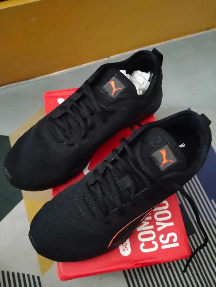 SEPATU RUNNING MERK PUMA
