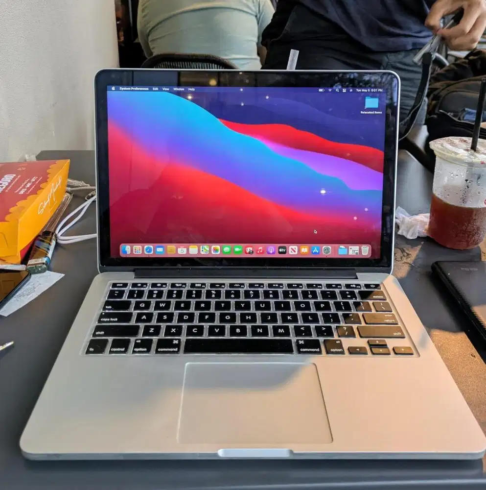 Macbook Pro Retina i5 2015 mulus no minus
