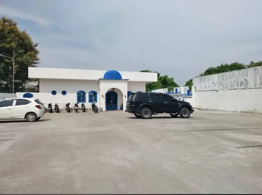 Dijual bangunan / take over usaha restoran seafood sudah berjalan