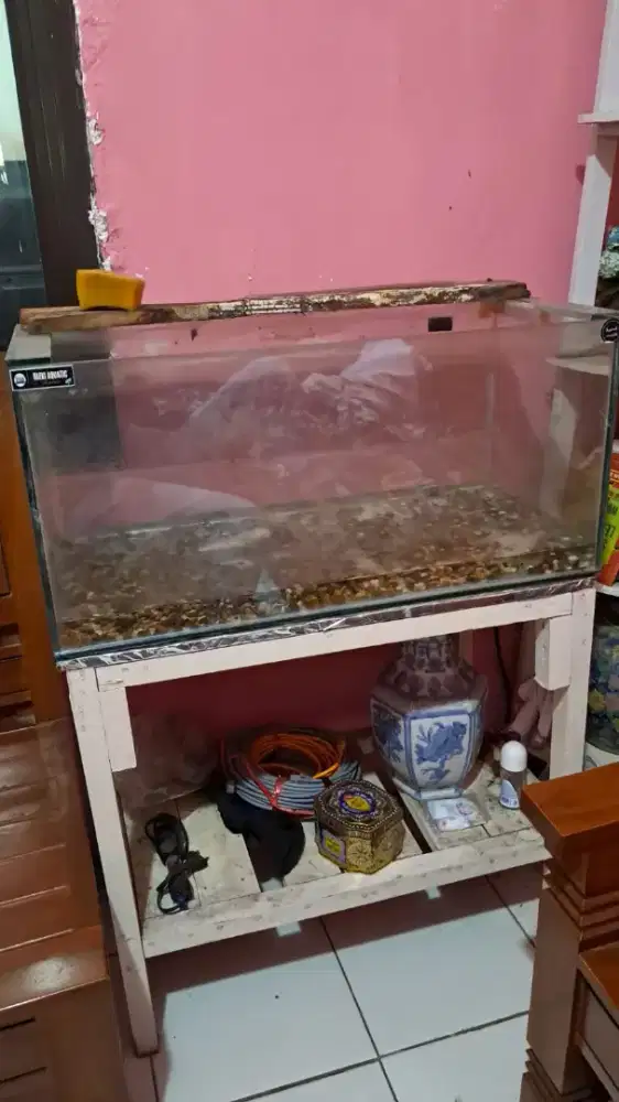Akuarium 60x40x50 meja dan filternya