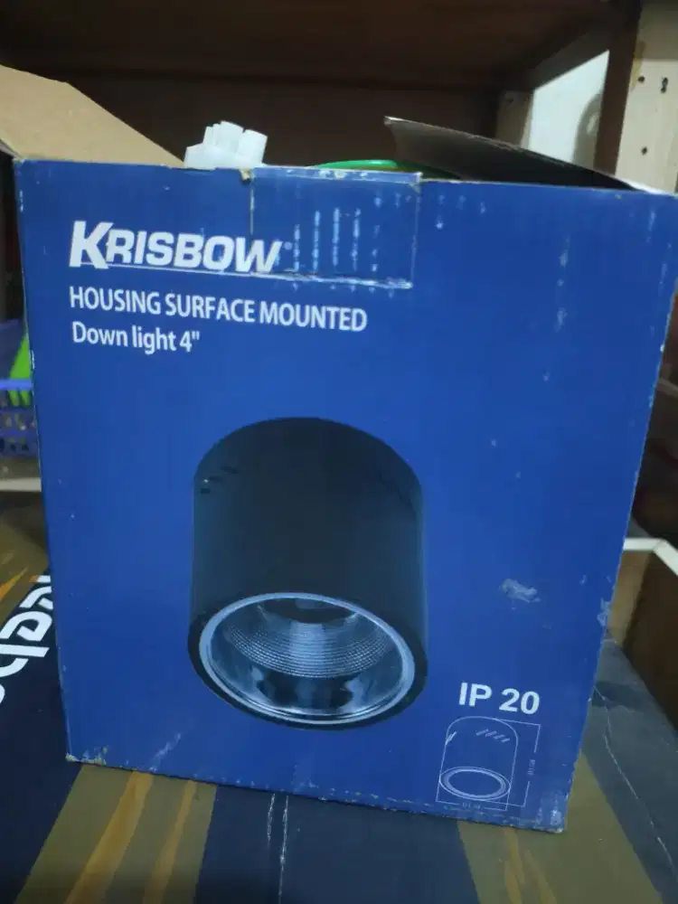 Housing lampu Krisbow