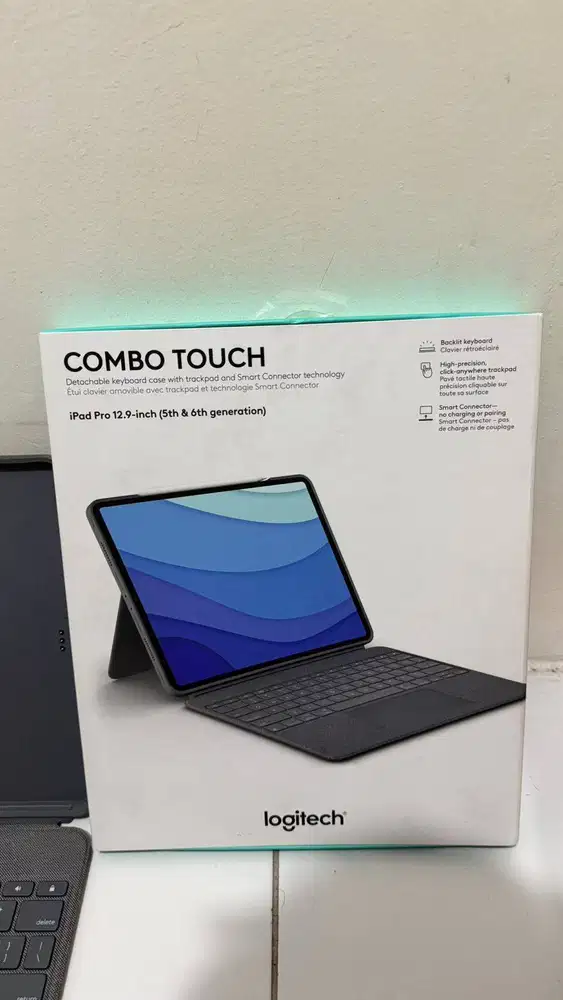 Logitech Combo Touch iPad Pro 12.9 (5th/6th Gen) Keyboard Case Fullse