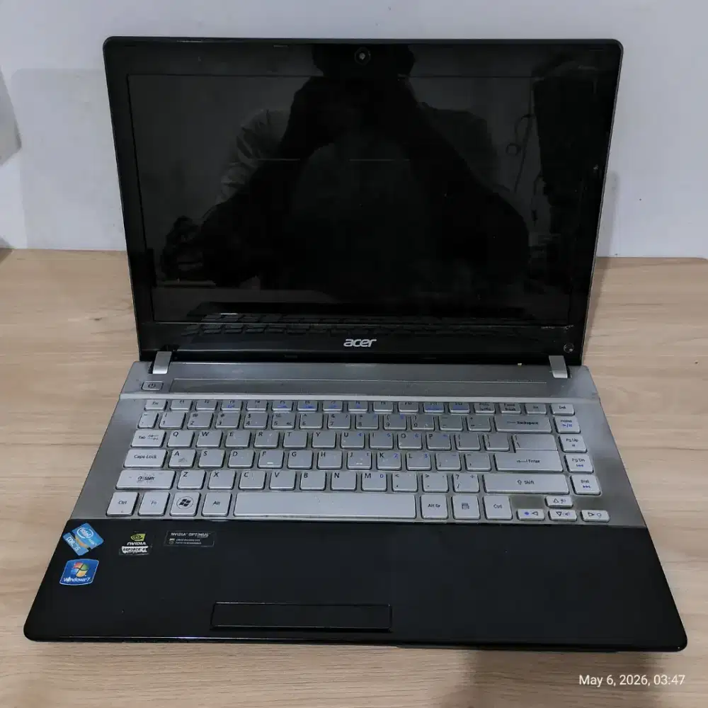 Acer Aspire V5-471G
Intel Core i5