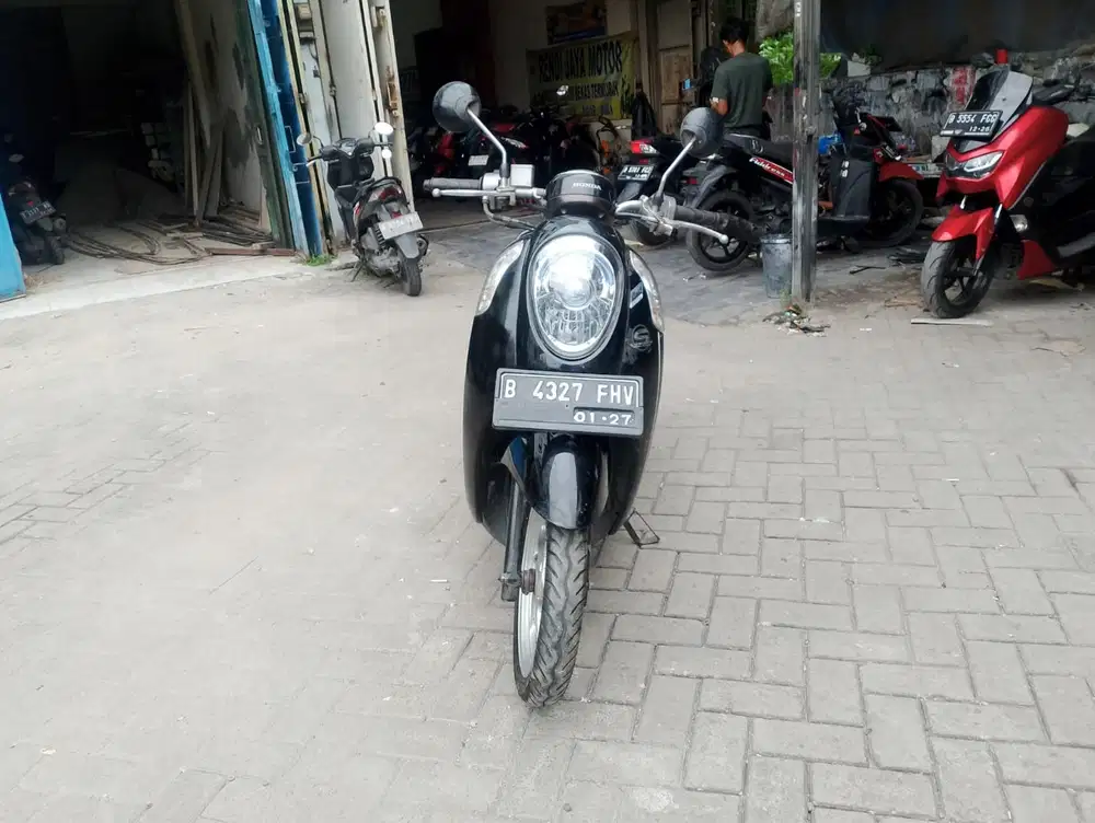 Scoopy esp tahun 2016. Ss lengkap