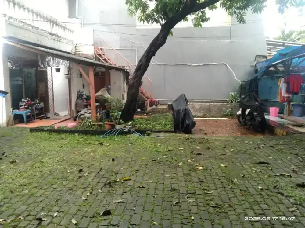 BU Rumah dan Tanah bisa beli 1/2 di Rawamangun, Jakarta Timur *217