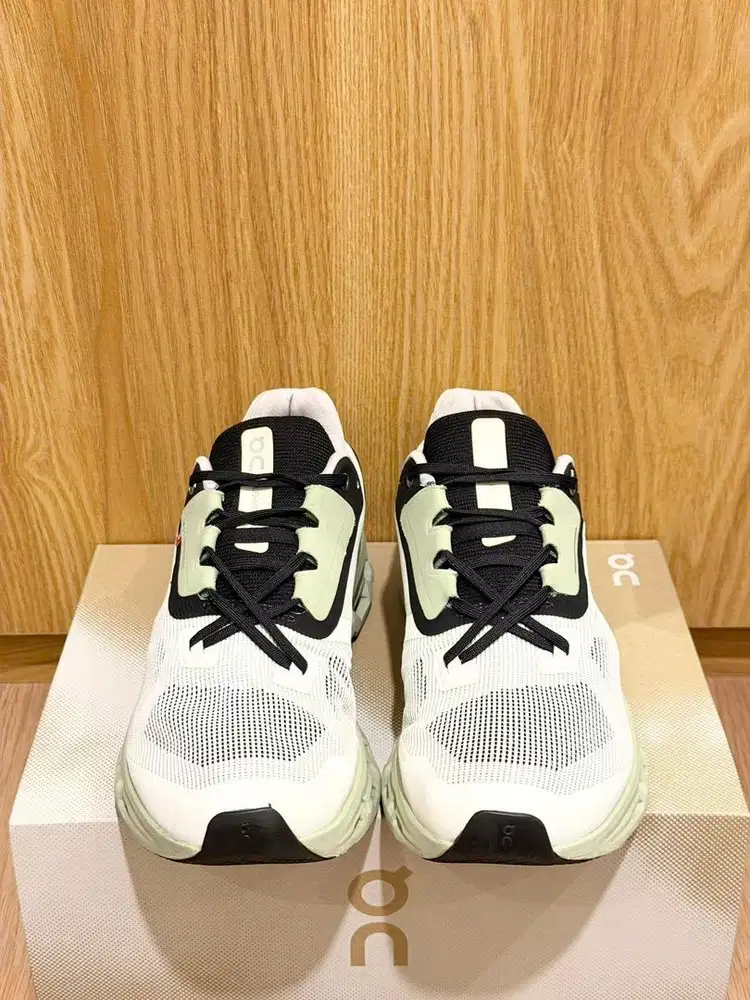 On cloud size 43