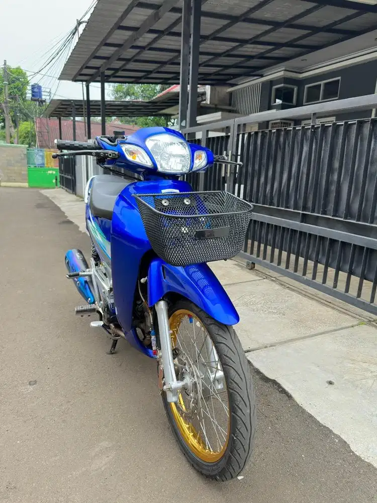 Honda kharisma 2003