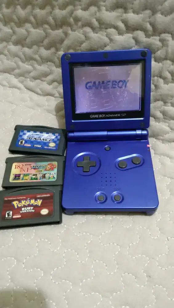 Nintendo gameboy advance sp