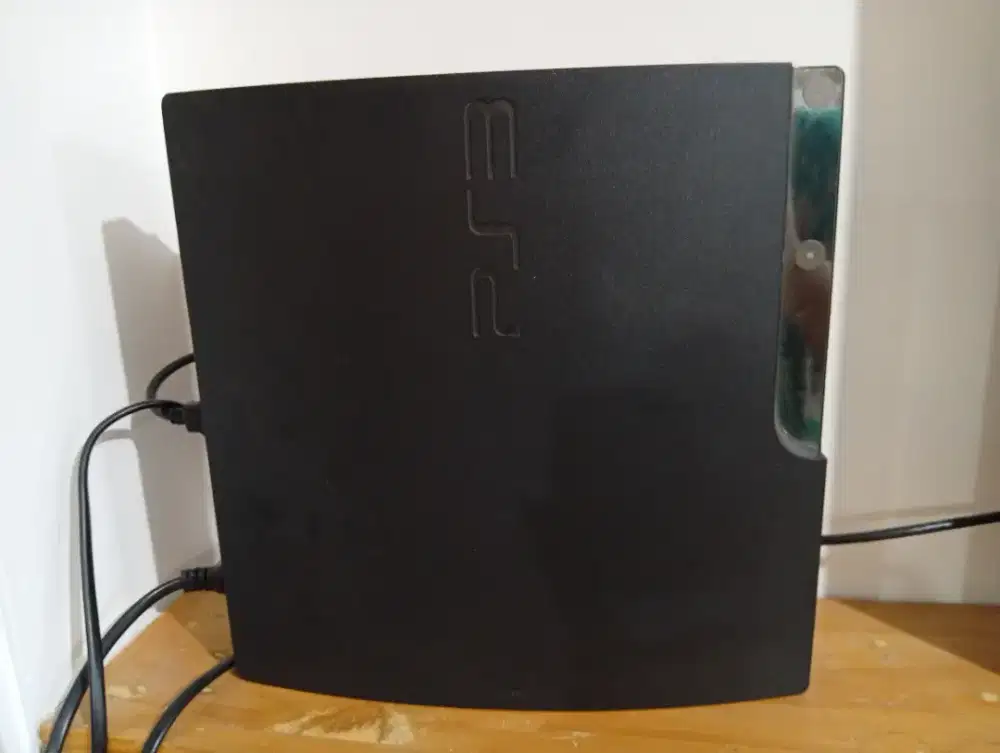 Dijual PS 3 slim 120GB