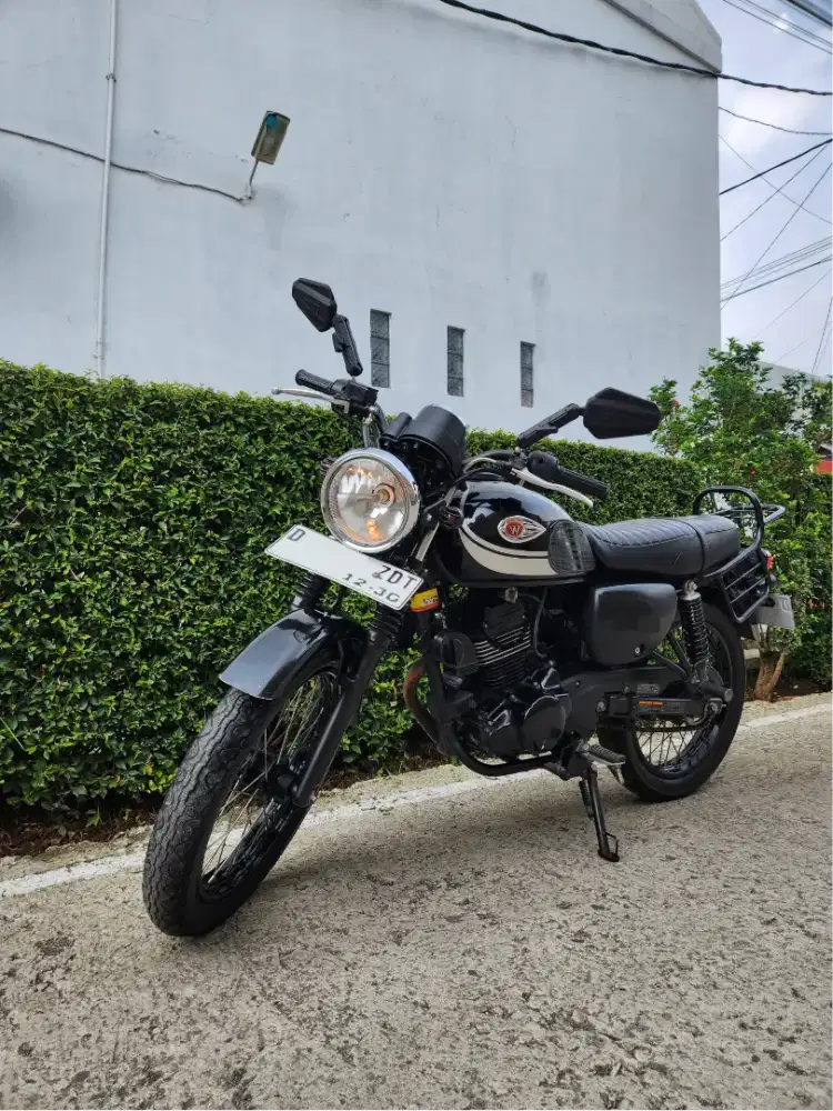 Kawasaki W175 SE Black 2019/2020