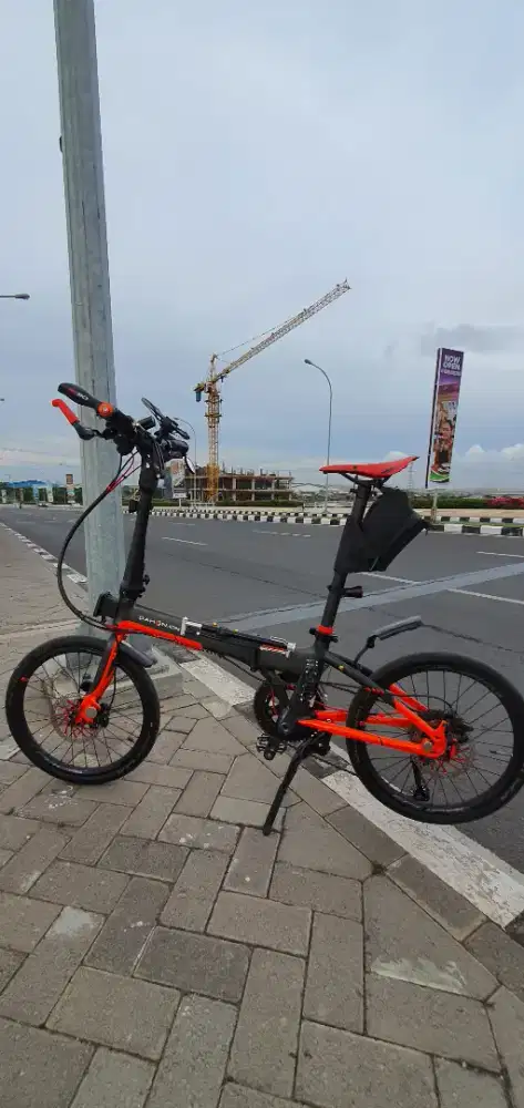 Sepeda Lipat merk DAHON ION