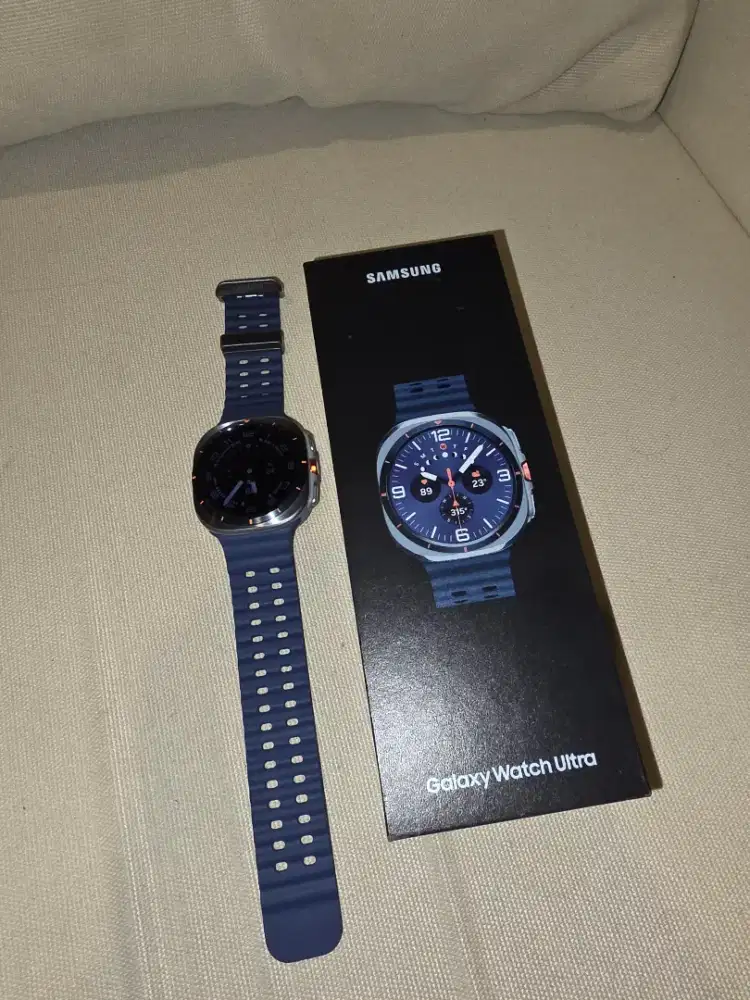 Samsung Galaxy Watch Ultra Blue