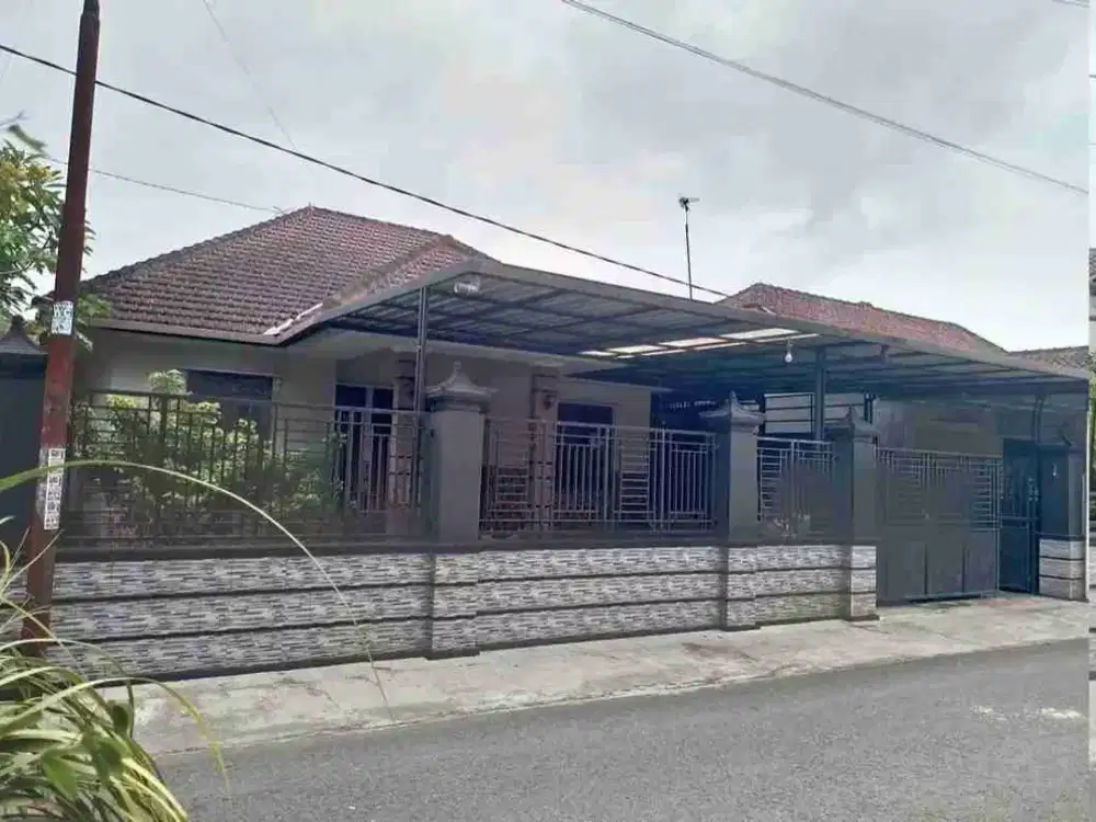 Rumah perkampungan Kedungmenjangan dekat hotel Braling, kampus Unperba Purbalingga