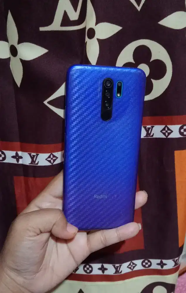 Redmi 9 ram 3+1/32!.