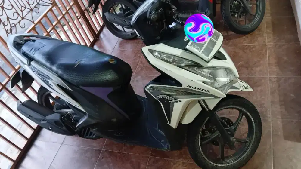 Jual vario cb iss 125cc 2013