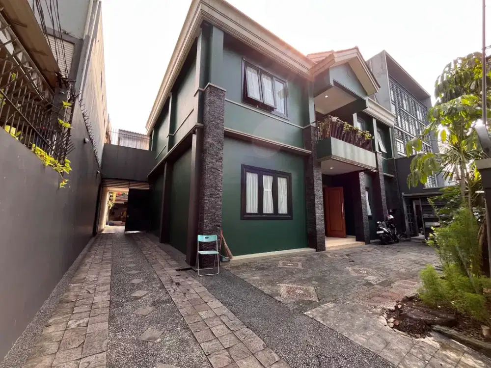 JUAL RUMAH CANTIK UNTUK TEMPAT TINGGAL, KANTOR, USAHA 2 LANTAI CIPETE JAKARTA SELATAN