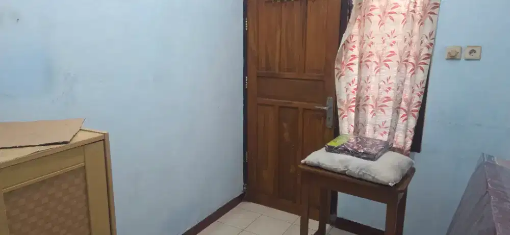 Kos Putri Bapak Djoko