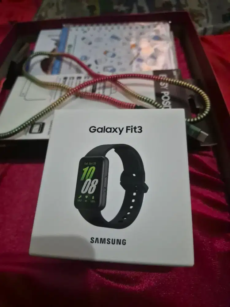 Samsung Galaxy Fit3 (Jam Tangan)