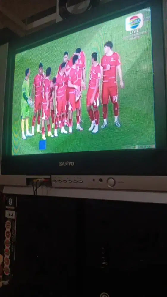 TV tabung 32 inch Sanyo