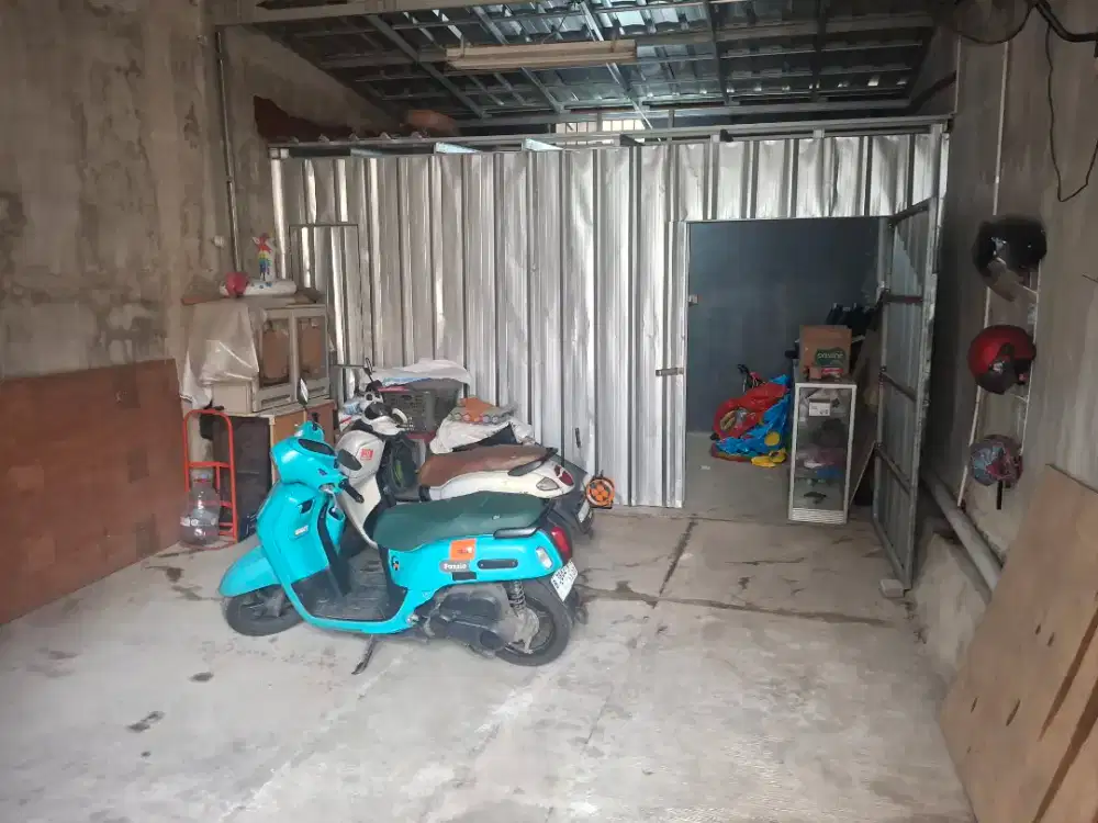 tanah kavling sdh di pasang kanopi, rolling dor, dan di plester semuaa
