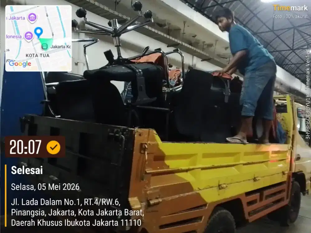 Jasa buang puing dan buang tanah galian
