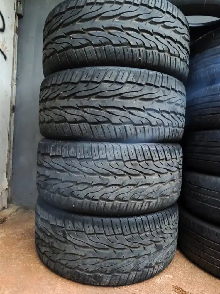 Ban 305/35/24 Toyo Proses ST3