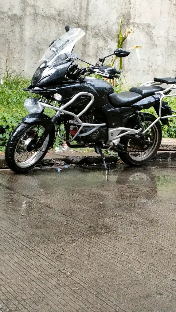 Pulsar 220 pajak hidup