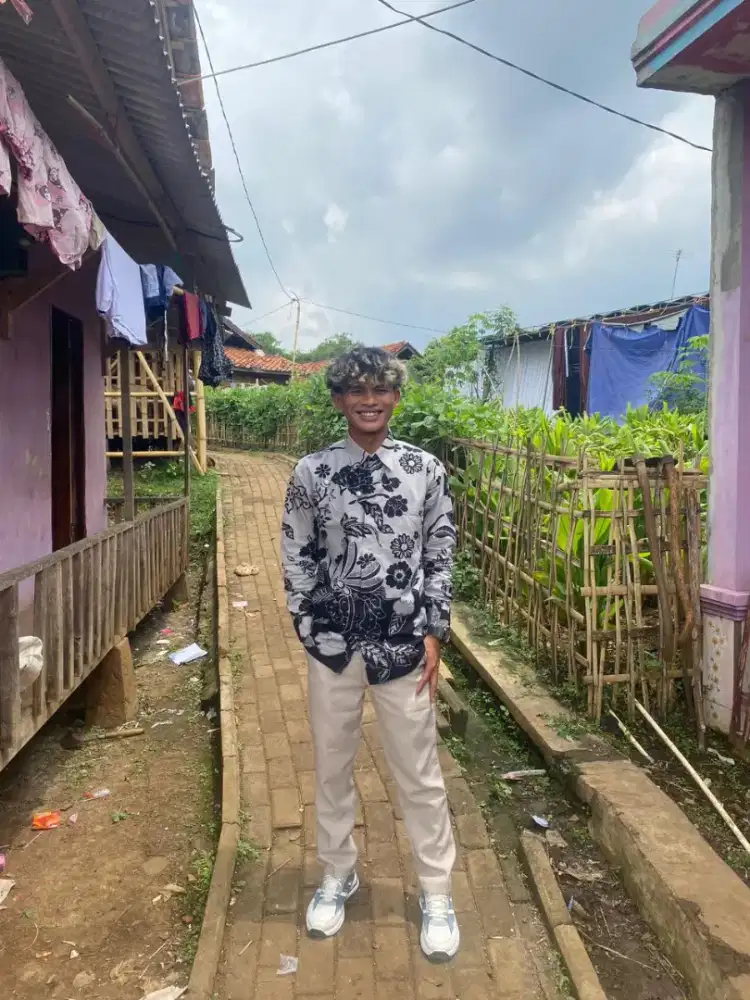 Nyari kerjaan yang modal KTP aja