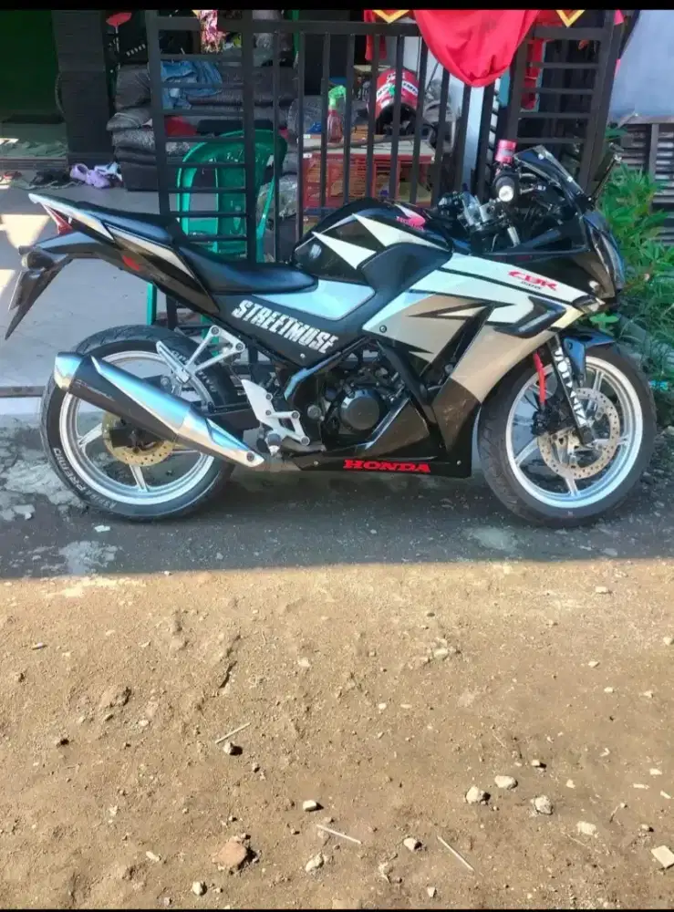 CBR 150 tahun 2015