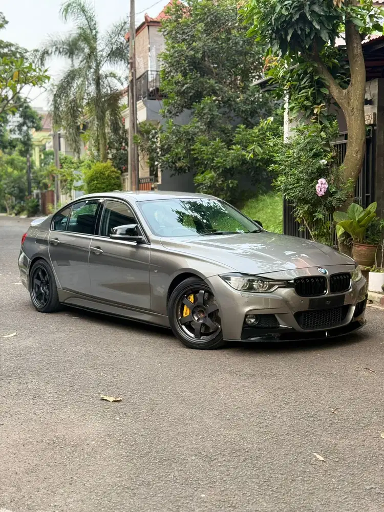 BMW F30 320i LCI SPORT 2016