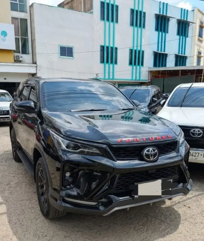 Fortuner GR TSS Legender Aerospace 2.8 AT 2024 istimewa dp 98 jt