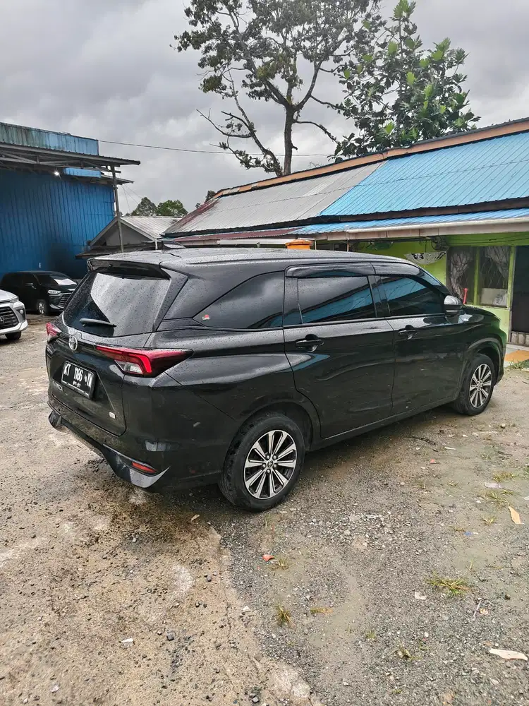 Toyota Avanza 2022 Bensin TSS mulus terawat km 33rb