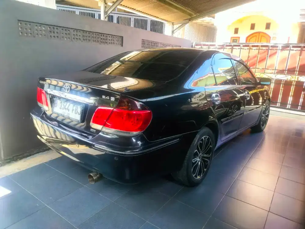 Toyota Camry G automatic 2.4 th2004