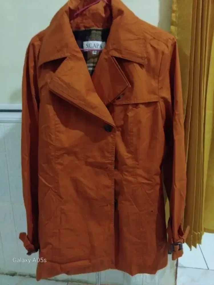Dijual coat warna orange