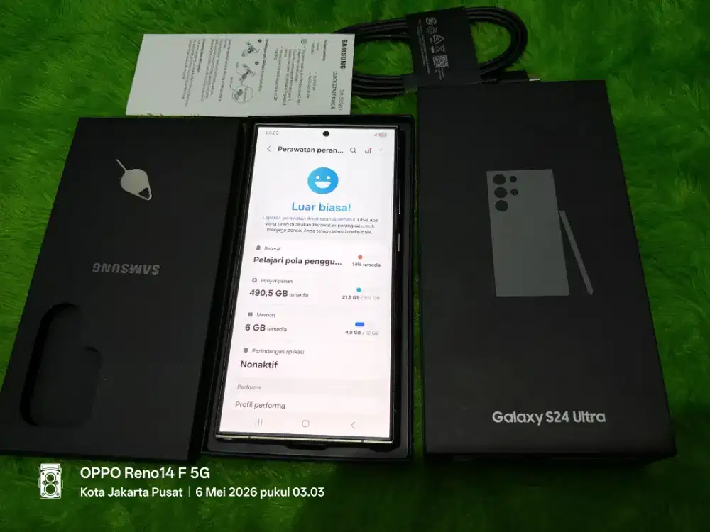 Samsung S24'Ultra. Sein 12/512 fullset