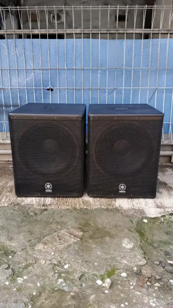 Subwofer yamaha dsr 118 1 psg