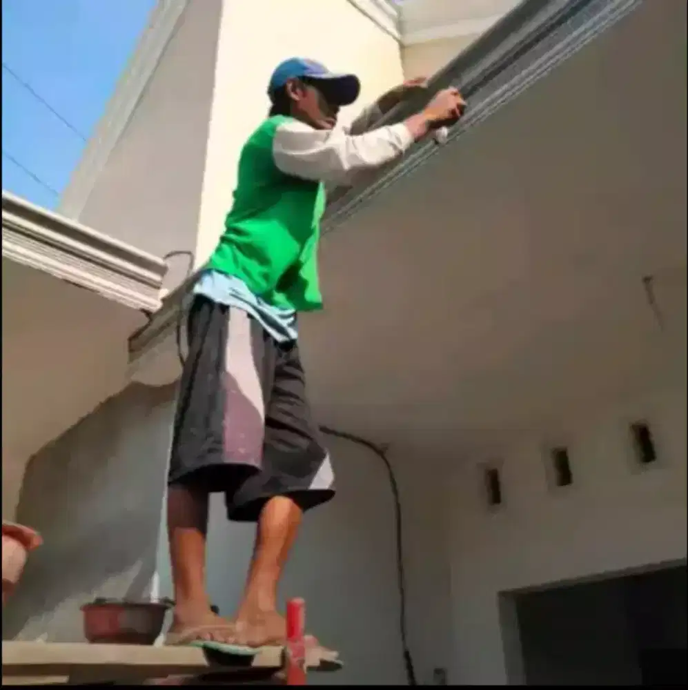 kang mus jasa tukang cat Surabaya
