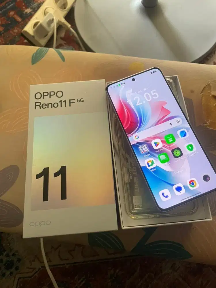 Oppo Reno 11F Resmi Indonesia