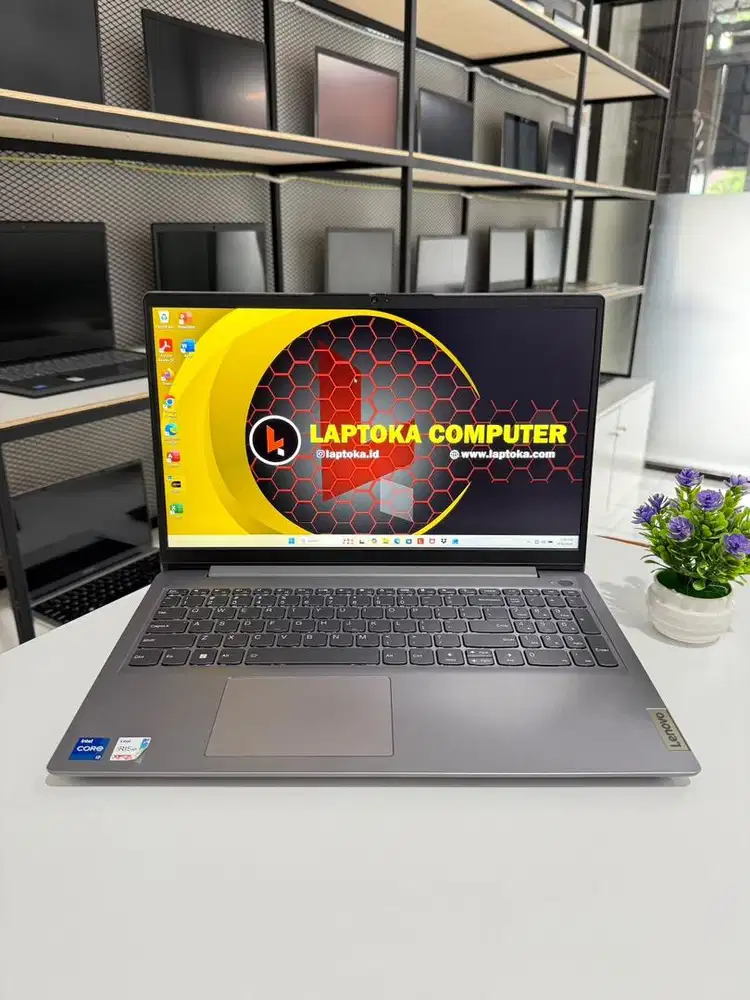 Di jual lenovo core i7 gen12 ram 16gb touchscreen