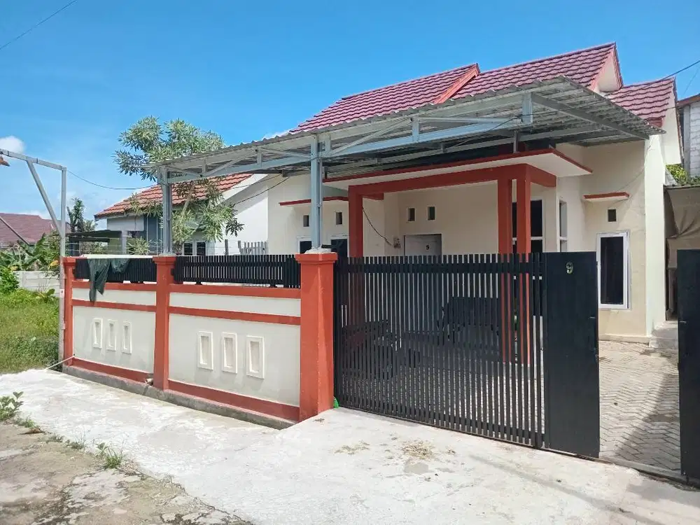 Bismillah dijual rumah kawasan strategis Jl. Golf Landasan Ulin