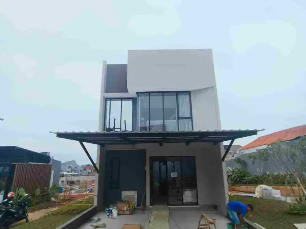 Rumah Modern Cipayung Jakarta Timur,6 Menit Ke Stasiun LRT Ciracas