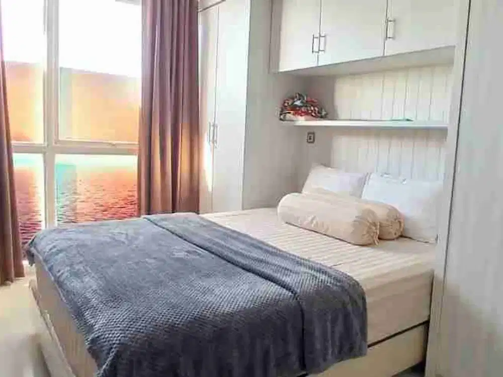 sewa cepat apartemen the Linden 2 br corner furnish dekat Raya Darmo Basuki Rahmat