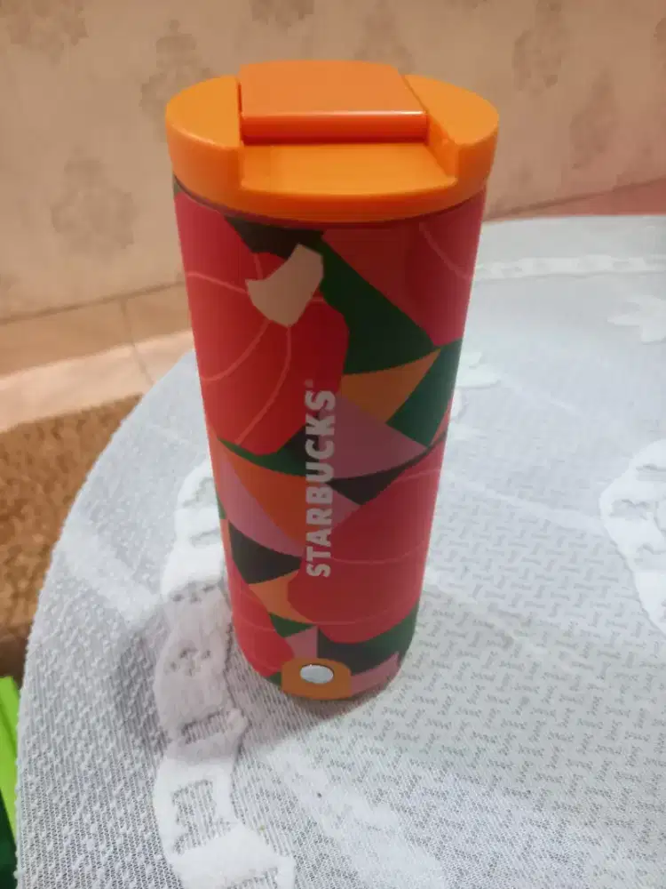 Tumbler starbucks ..