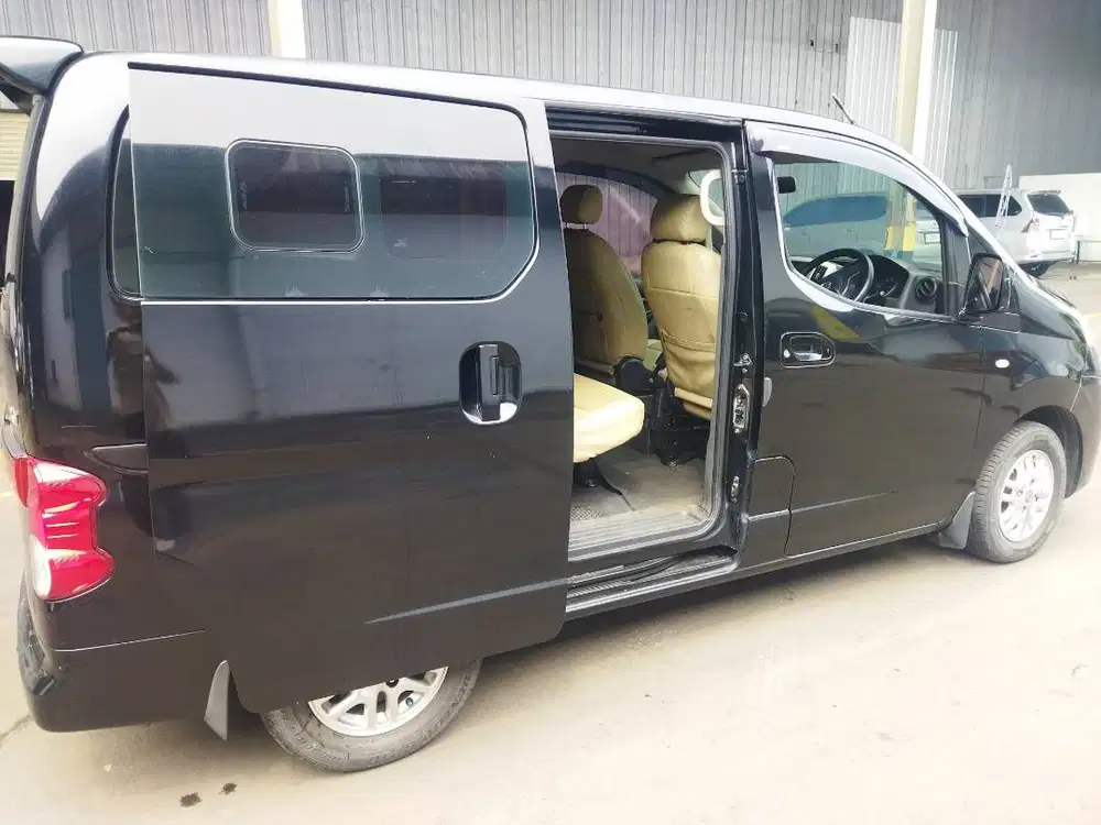 Nissan evalia (2012)